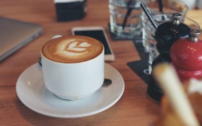 România: Espresso dublu sau triplu față de Italia. De ce plătim mai mult pe cafea?