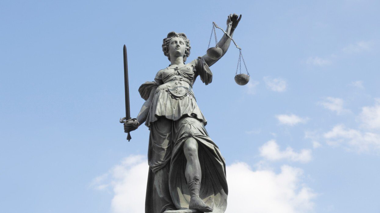 Femeile, de la sclave la conducători: Testează-ți cunoștințele de istorie!