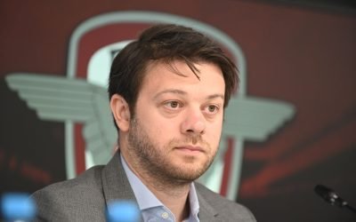 Victorie controversată pentru Rapid în derby-ul cu Dinamo Rapid a învins Dinamo cu scorul de 3-2 într-un meci tensionat, disputat în Giulești