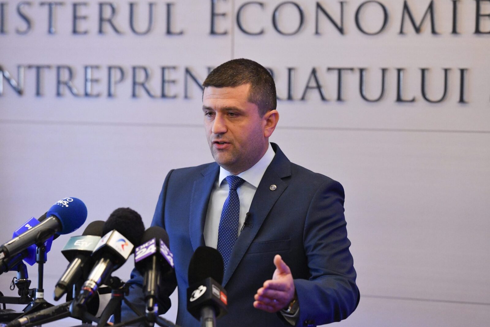 Miruță: Experiența României în deminare, utilă în strâmtoarea Ormuz?