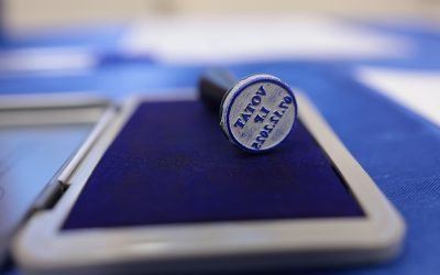 PSD, acuzat de AUR că mimează opoziția în contextul tensiunilor pe buget Ramona Ioana Bruynseels, deputat AUR, a criticat dur PSD, acuzând partidul de „a mima din nou opoziția în propria coaliție”