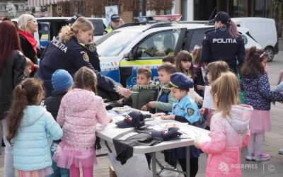 Reportaj sălaj: Ziua poliției, sărbătorită cu sute de copii la zalău (galerie foto)