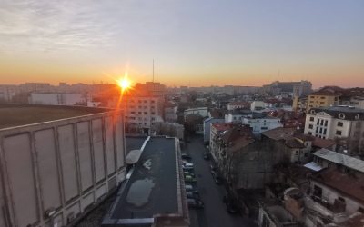 Marți dimineață, Bucureștiul se trezește cu o vreme schimbătoare, cu șanse mari de ceață și cu un termometru care indică -2 grade Celsius