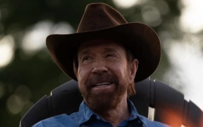 Chuck Norris, internat de urgență într-un spital din hawaii