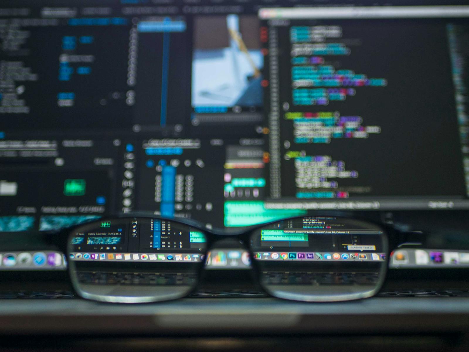 Uniunea Europeană, ținta unui atac cibernetic major: Date sustrase de pe site-urile instituțiilor Comisia Europeană investighează un atac cibernetic de amploare care a vizat site-urile sale web