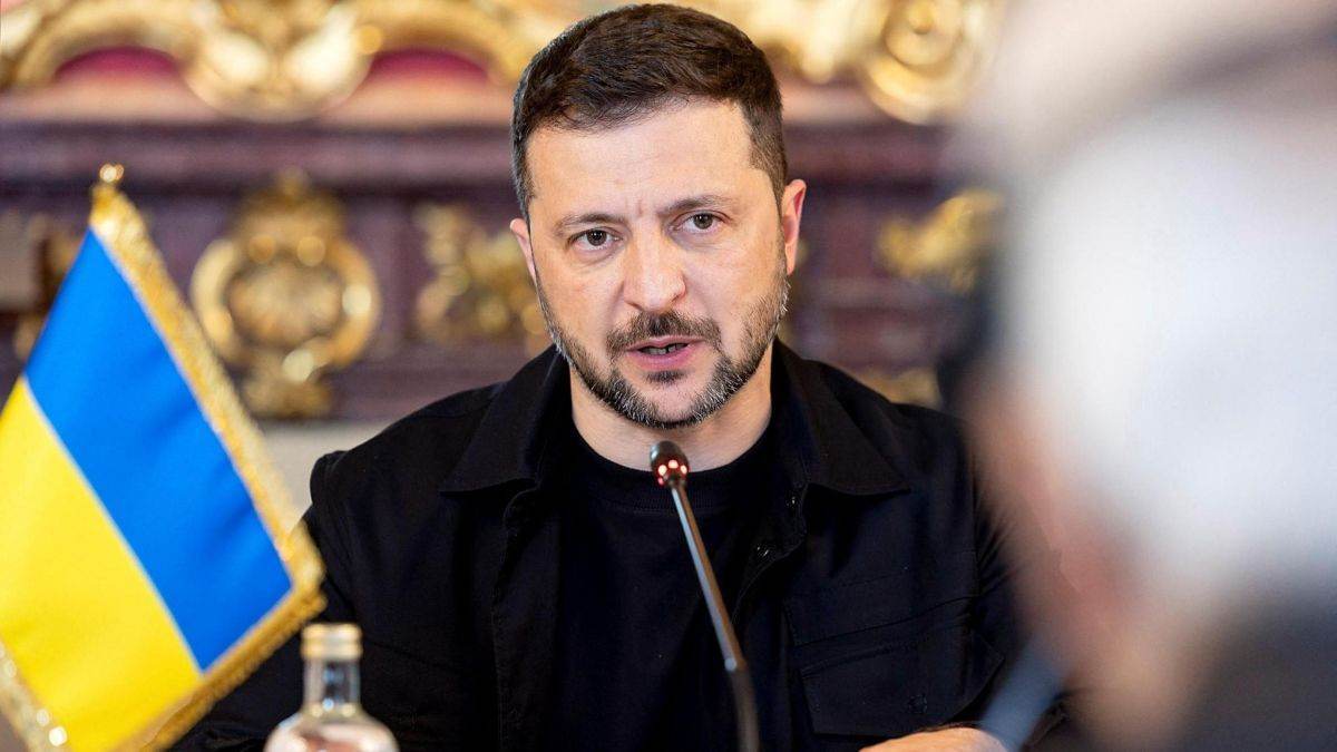 Zelenski: Ucraina, deschisă colaborării cu orice lider ungar, cu excepția celui pro-Putin Președintele ucrainean Volodimir Zelenski a declarat că Ucraina este pregătită să colaboreze cu orice lider ungar care nu este aliat al președintelui rus Vladimir Putin