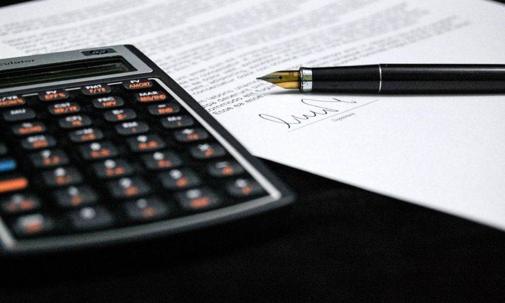 USR refuză amendamente la bugetul pentru 2026, criticând „jocurile cu chibriturile” ale PSD Uniunea Salvați România (USR) a anunțat că nu va depune și nici nu va vota amendamente la Legea bugetului de stat pentru anul 2026