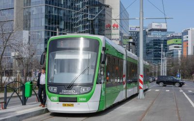 Tramvaiul 5 revine pe șine în nordul Capitalei, după doi ani de lucrări de modernizare Bucureștenii din nordul Capitalei se pot bucura de reluarea circulației tramvaiului 5, începând de astăzi, după o perioadă de doi ani în care linia a fost supusă unor ample lucrări de modernizare