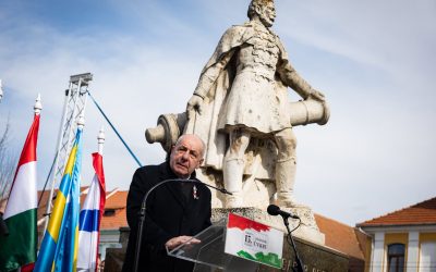 Președintele Ungariei, mesaj puternic la sărbătoarea comunității maghiare din România Președintele Ungariei, Tamás Sulyok, a transmis un mesaj puternic de unitate și apartenență comunității maghiare din România cu ocazia Zilei Maghiarilor de Pretutindeni, sărbătorită la 15 martie