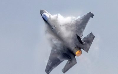 Război aerian: un F-35 israelian doboară un avion iranian YAK-130 Dimineața zilei de miercuri, la ora 10:30, a adus o veste neașteptată din teatrul de operațiuni: un avion de luptă F-35I israelian a doborât un YAK-130 iranian