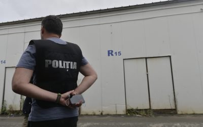 Afacere ilegală cu AUR și proxenetism: Doi bărbați prinși în flagrant de polițiști Polițiștii de la Serviciul de Investigare a Criminalității Economice din cadrul Poliției Capitalei au efectuat luni o acțiune amplă, soldată cu reținerea a doi bărbați