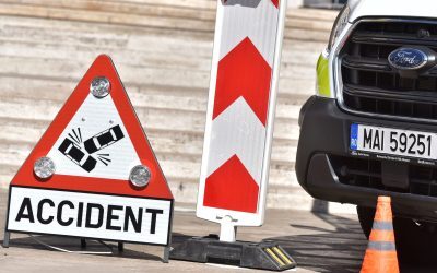 Accident grav pe un drum național din Buzău: Patru persoane primesc îngrijiri medicale Un accident rutier major a avut loc astăzi pe un drum național din județul Buzău, implicând o autocisternă și patru autoturisme