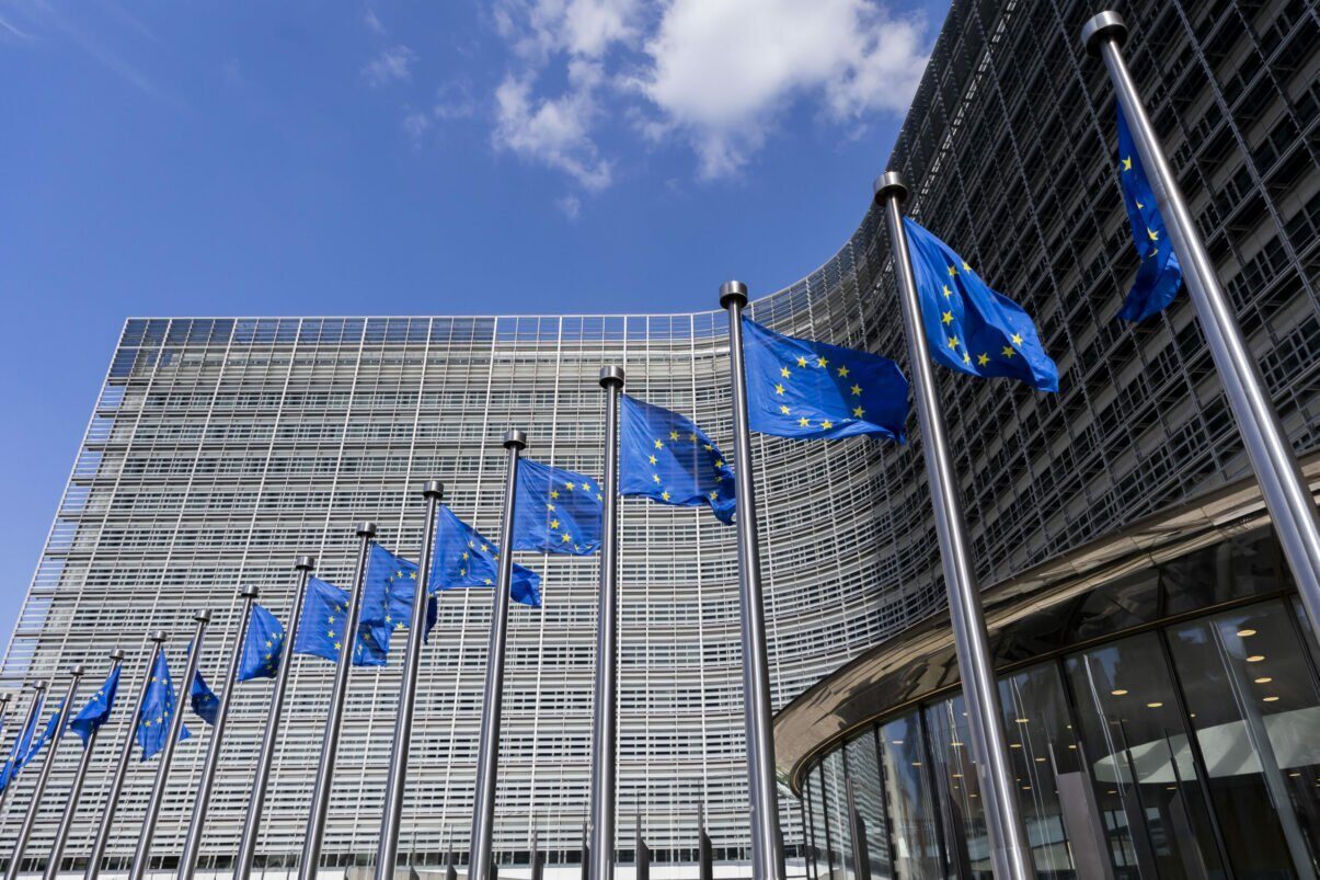 Finanțare masivă pentru spitale: 522 de milioane de euro pentru modernizarea sistemului de sănătate Vicepreședinta Comisiei Europene, Roxana Mînzatu, a anunțat alocarea a 522 de milioane de euro pentru Programul Sănătate 2021-2027