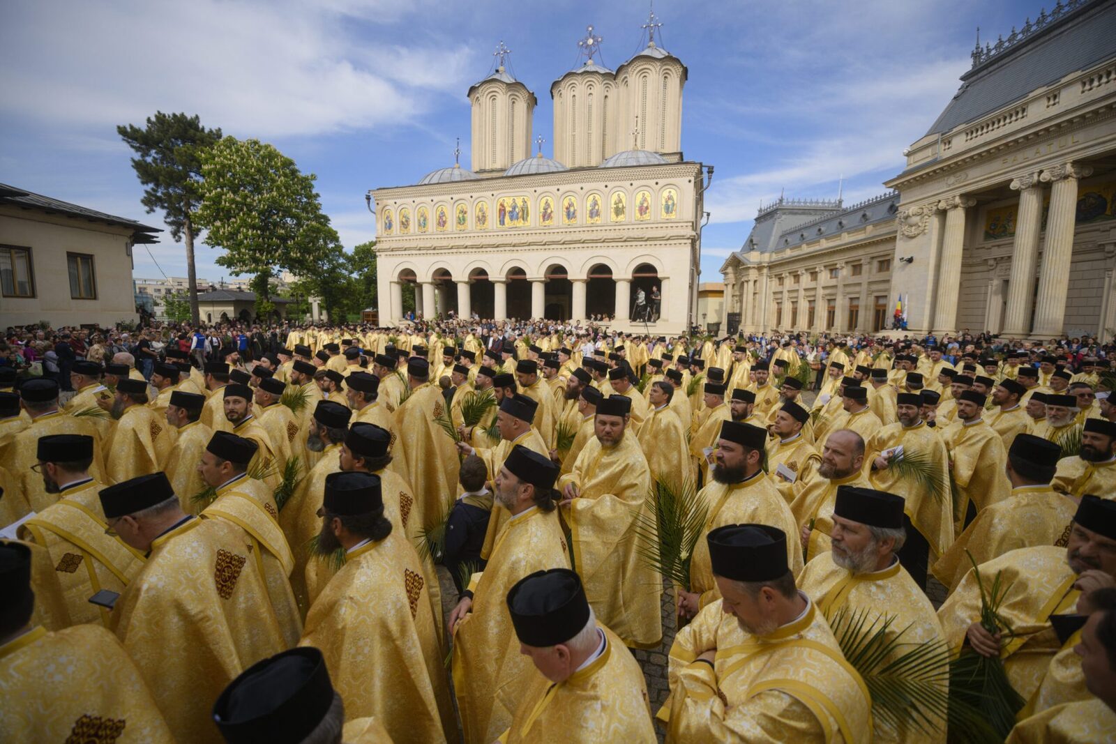 Pelerinajul de Florii, un eveniment religios important în București Patriarhia Română și Arhiepiscopia Bucureștilor organizează, sâmbătă, 4 aprilie 2026, tradiționalul Pelerinaj de Florii