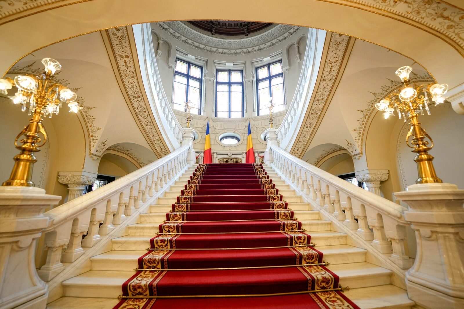 Mihai Dimian, propus la șefia Educației de premierul Bolojan Premierul Ilie Bolojan a transmis președintelui României, Nicușor Dan, propunerea de numire a lui Mihai Dimian în funcția de ministru al Educației și Cercetării