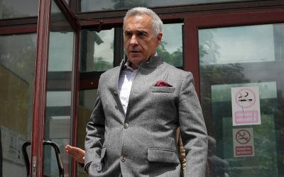 Nu am înființat și nu conduc un partid politic