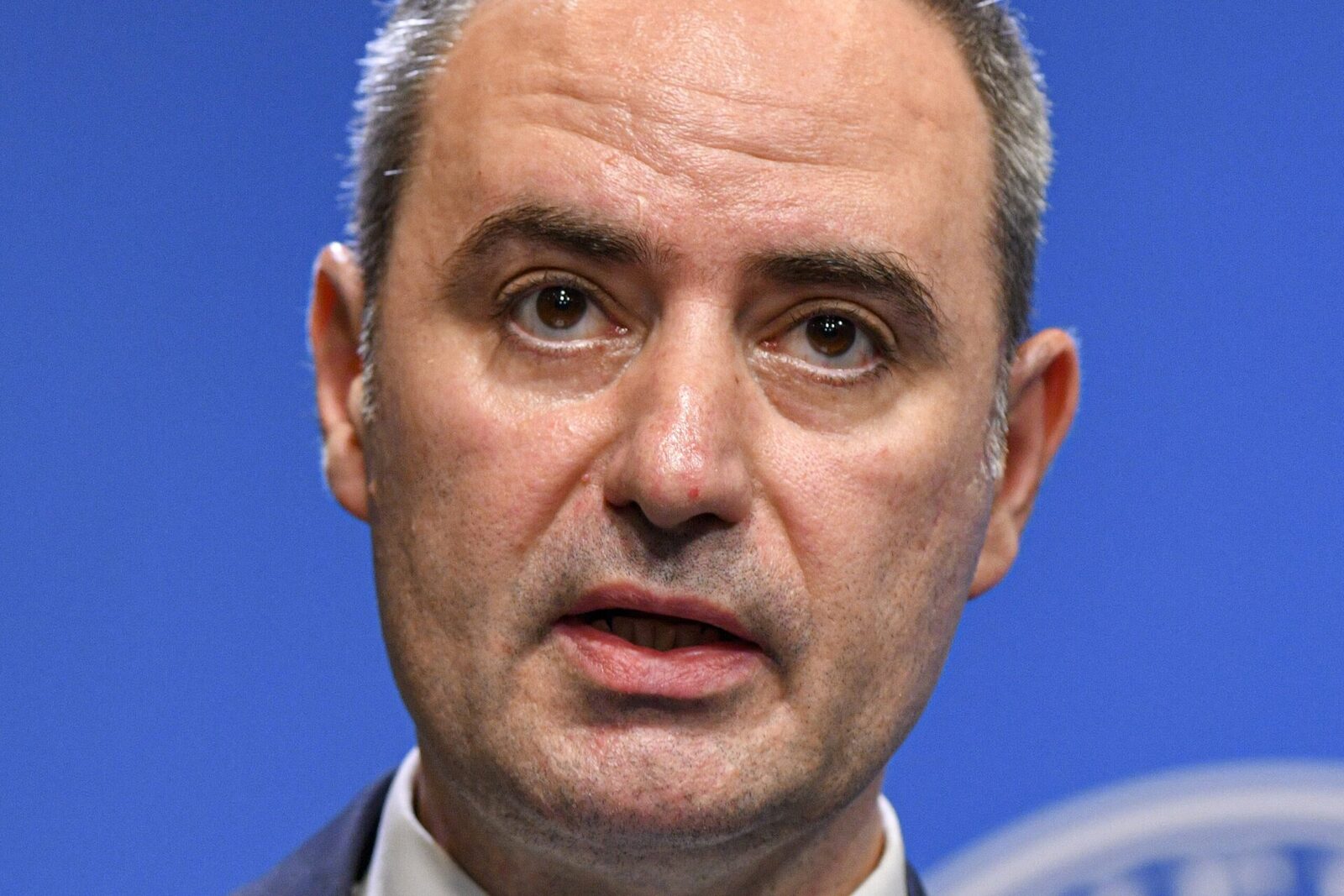 Ministrul Finanțelor, Alexandru Nazare, implicat într-un accident rutier în București Ministrul Finanțelor, Alexandru Nazare, a fost implicat într-un accident rutier în București, conform unor surse apropiate cazului