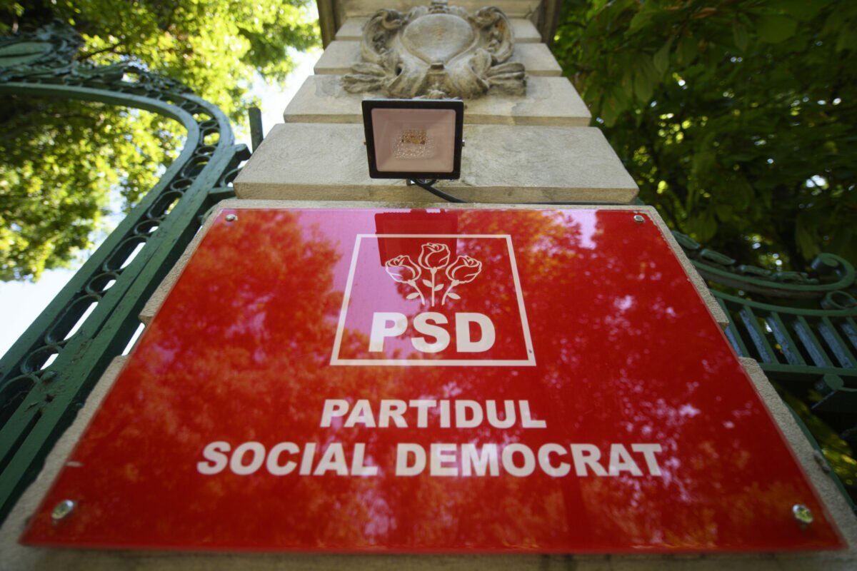 PSD acuză premierul Bolojan de blocaj în elaborarea bugetului Social-democrații au lansat un atac dur la adresa premierului Ilie Bolojan, acuzându-l de blocaj în cadrul negocierilor pentru elaborarea bugetului de stat