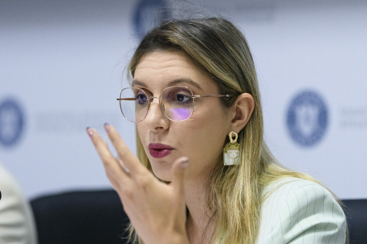 Apele Române: Directori evaluați pe criterii de performanță stricte, după anularea vechilor standarde Administrația Națională „Apele Române” va ajusta modul de evaluare a directorilor, introducând un set nou de criterii de performanță