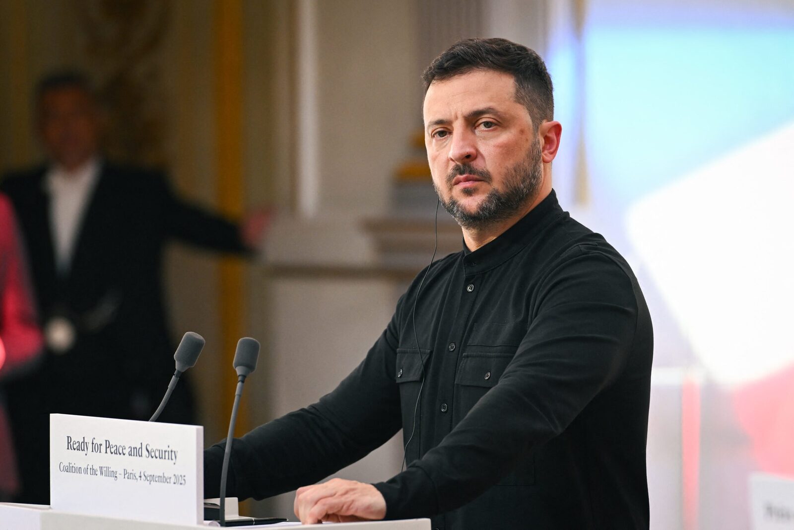 Zelenski vine la București: Agenda discuțiilor cu Nicușor Dan și Ilie Bolojan Președintele Ucrainei, Volodimir Zelenski, va efectua o vizită oficială la București, unde se va întâlni cu președintele României, Nicușor Dan, și cu premierul Ilie Bolojan