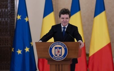 Nicușor Dan: România și Polonia, parteneri strategici pe flancul estic Președintele Nicușor Dan a subliniat importanța relațiilor dintre România și Polonia în cadrul unei vizite oficiale la Varșovia, joi