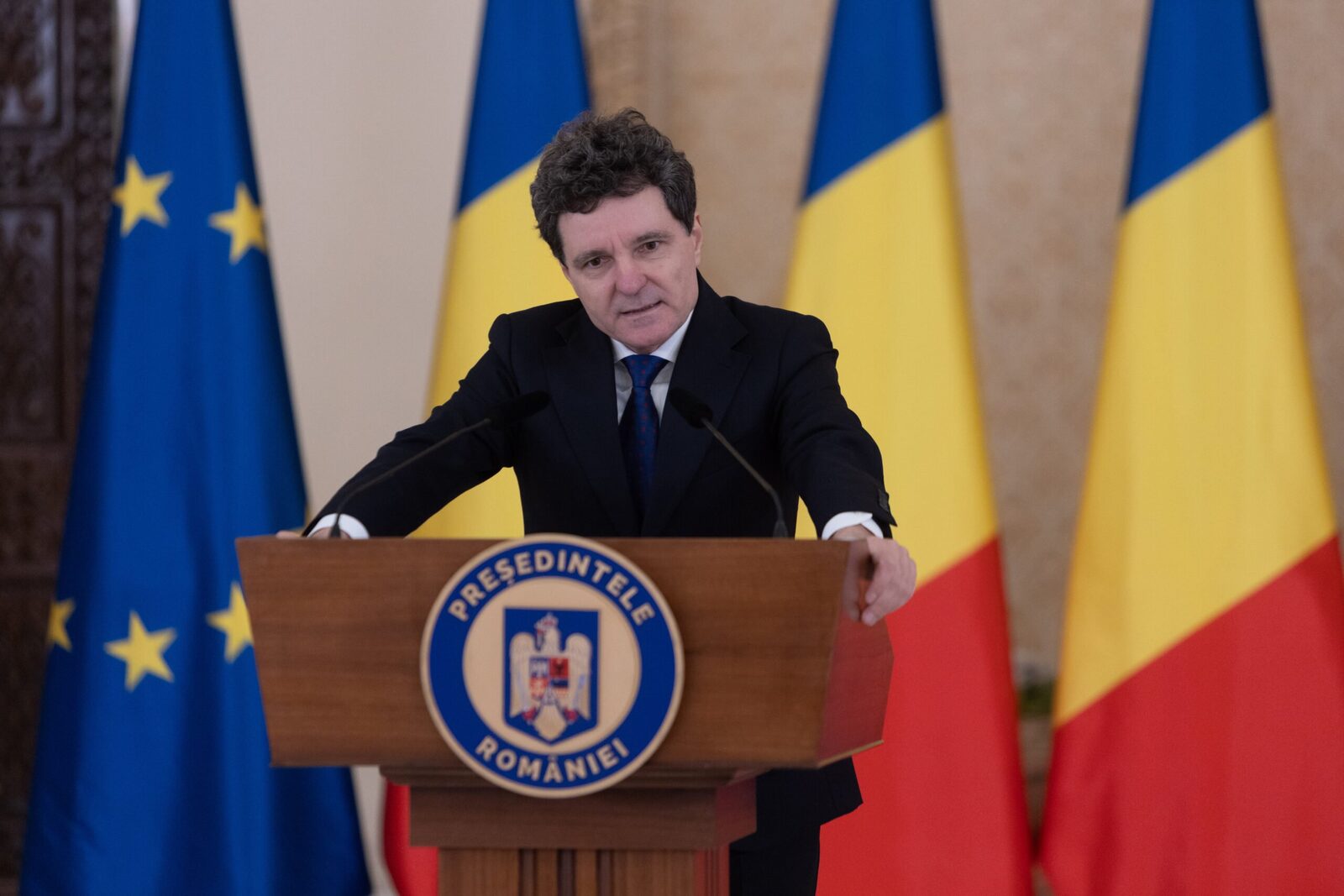 Nu vom plânge iranul islamic. România nu convoacă CSAT