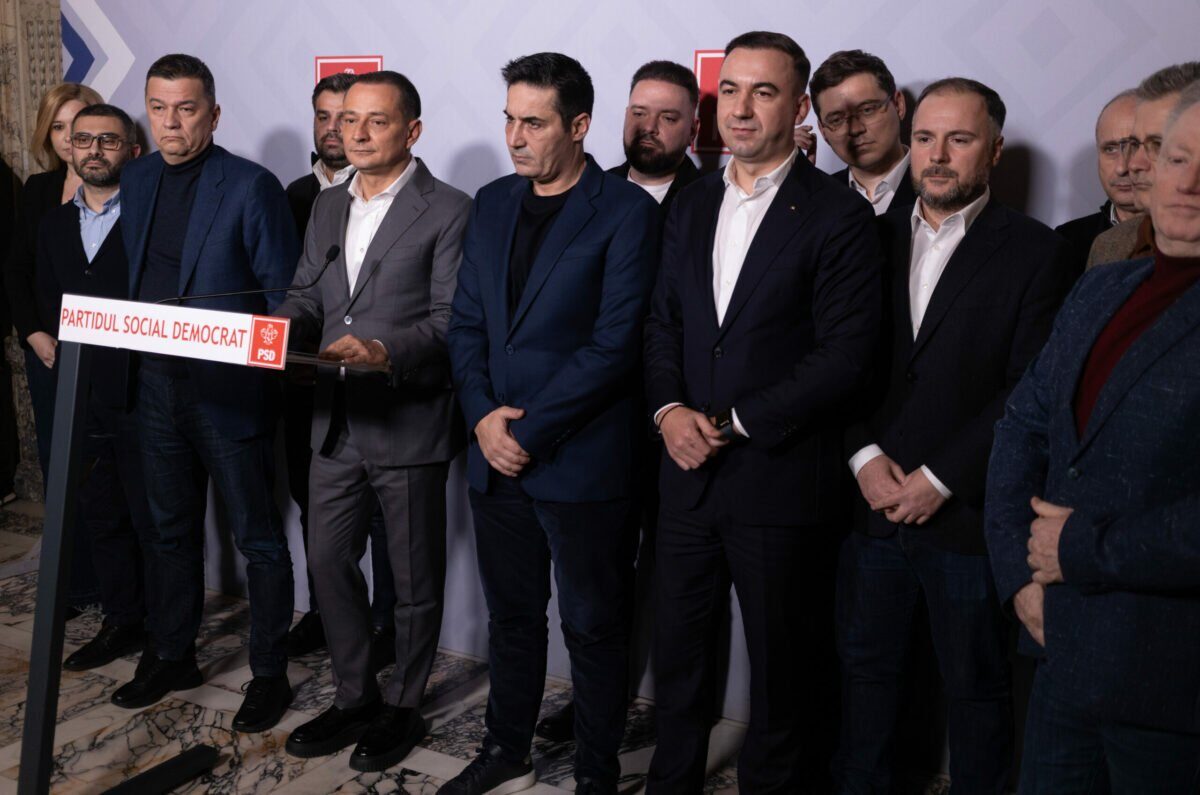 PSD București cere măsuri radicale împotriva lui Bolojan Daniel Băluță, președintele PSD București, a anunțat joi seară, la România TV, că este momentul pentru „măsuri radicale” în ceea ce privește colaborarea cu domnul Bolojan
