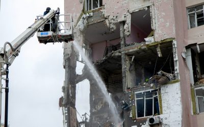 Atacuri rusești ample în sudul Ucrainei: Mykolaiv și Zaporojie, vizate de rachete și drone Rusia a intensificat atacurile asupra regiunilor din sudul Ucrainei, vizând zone civile și infrastructura cu rachete, drone, lovituri aeriene și artilerie