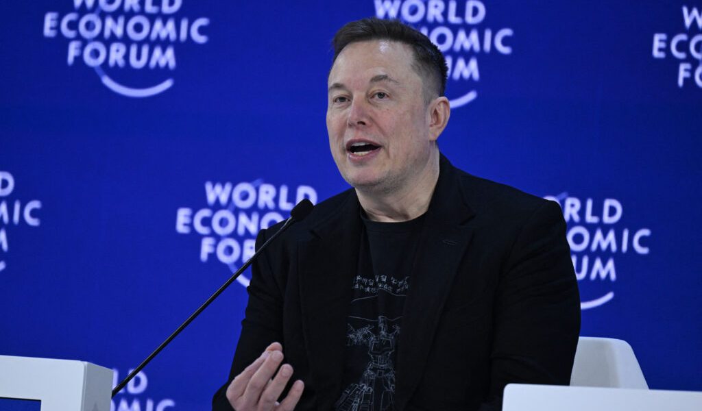 X propune soluții pentru a rezolva disputa cu Comisia Europeană privind verificarea conturilor și transparența reclamelor Compania X, anterior cunoscută sub numele de Twitter, a prezentat Comisiei Europene o serie de soluții pentru a rezolva disputele legate de sistemul de verificare a conturilor și de transparența reclamelor