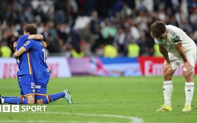 Real Madrid, înfrângere șocantă pe Bernabeu; Getafe, victorie surprinzătoare Real Madrid a ratat șansa de a se apropia la un singur punct de liderul La Liga, Barcelona, după o înfrângere surprinzătoare pe teren propriu, scor 1-0, în fața celor de la Getafe