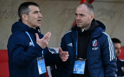 FC Botoșani, în cădere liberă după încă o înfrângere în Superligă FC Botoșani continuă parcursul dezamăgitor în Superligă, suferind o nouă înfrângere pe teren propriu în fața Petrolului Ploiești, scor 0-1, în ultima etapă a sezonului regular