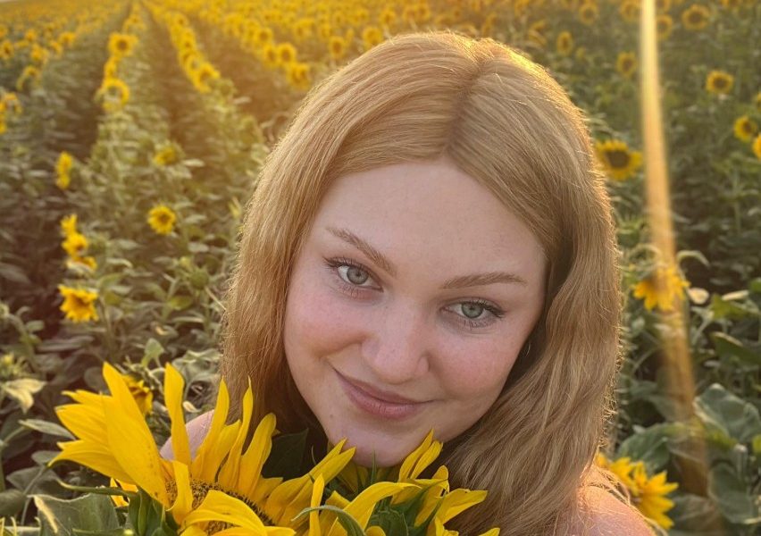 Andreea Aniță, tânăra pentru care românii au donat 2,3 milioane de dolari, a murit. „11 ani a înfruntat cancerul” / „Banii strânși în numele ei vor salva alți copii”