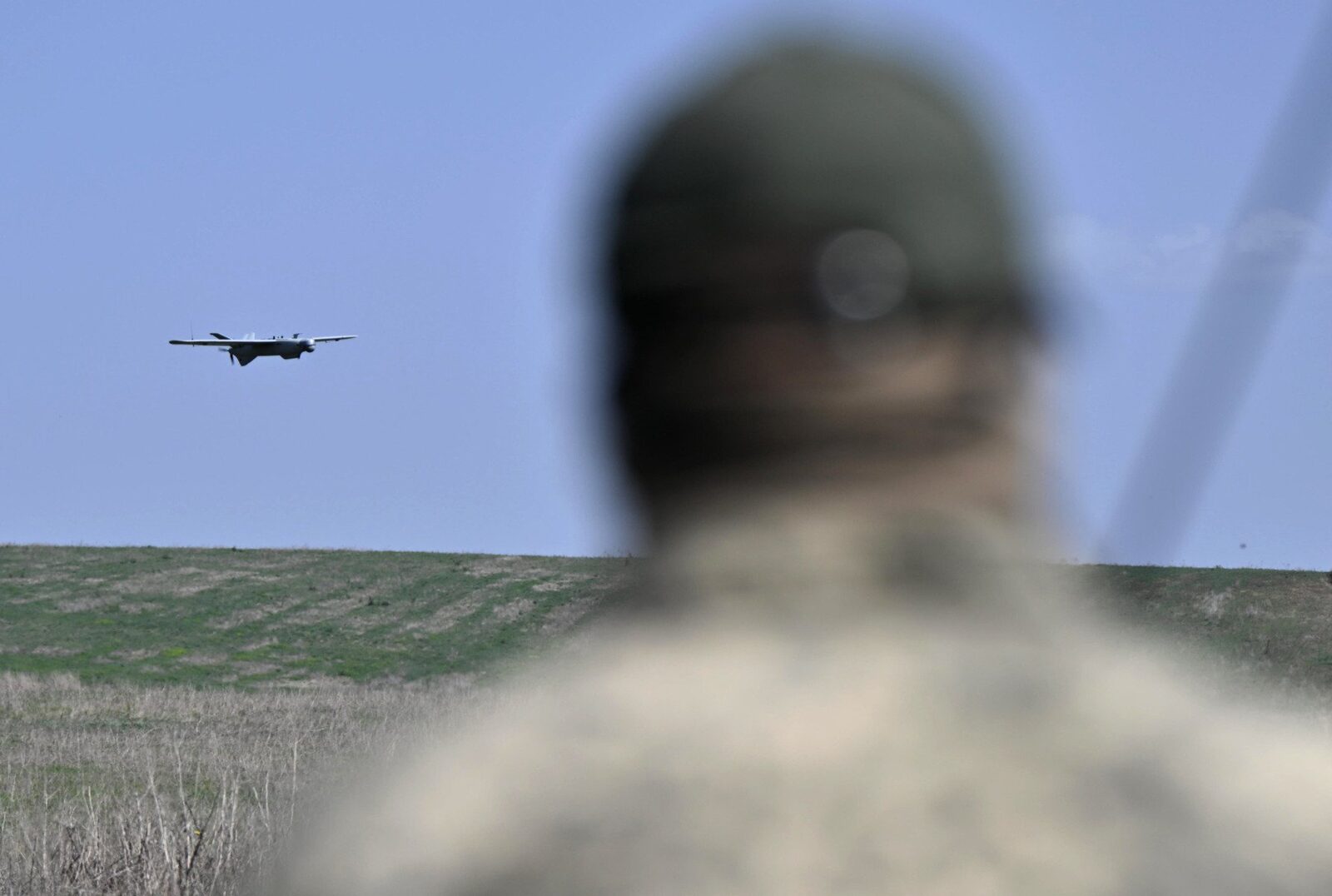 Experți ucraineni în combaterea dronelor, trimiși în Orientul Mijlociu după atacurile Iranului; Ucraina speră la rachete Patriot Kiev – Experți ucraineni antrenați în combaterea dronelor vor merge în Orientul Mijlociu, a anunțat duminică președintele ucrainean Volodimir Zelenski