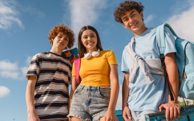Adolescenții dorm mai puțin azi, comparativ cu finalul anilor 2000