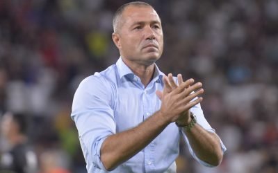 Cutremur la FCSB după eșecul cu u cluj: Charalambous și pintilii demisionează, becali anunță reconstrucție După înfrângerea zdrobitoare suferită în fața Universității Cluj, antrenorii Elias Charalambous și Mihai Pintilii și-au prezentat demisiile de la FCSB