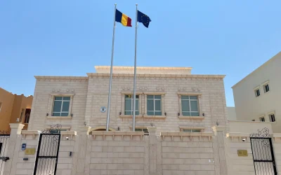 Românii blocați în Dubai vor fi ajutați să-și prelungească șederea Consulatul României la Dubai a anunțat că cetățenii români ale căror zboruri au fost anulate din cauza închiderii spațiului aerian vor primi sprijin pentru a-și prelungi șederea în Emiratele Arabe Unite