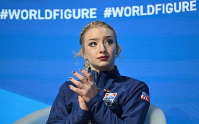 Amber Glenn, patinatoarea americană care a cucerit inimile la Milano și Praga Praga a fost gazda Campionatelor Mondiale de Patinaj Artistic, unde patinatoarea americană Amber Glenn a luptat pentru un loc pe podium