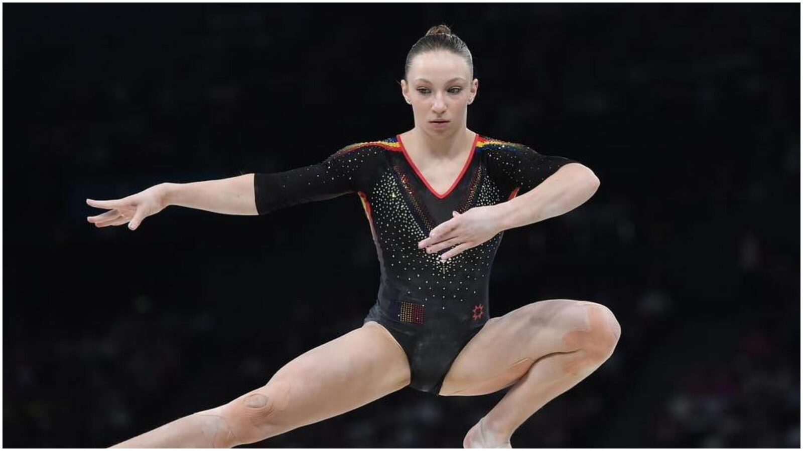 Ana Maria Bărbosu, gimnasta română, conduce detașat în cursa pentru titlul de Gimnasta Anului 2025 în Europa, cu aproape 10.000 de voturi acumulate până în prezent