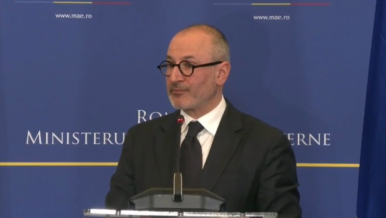 Situația cetățenilor români din Qatar: Zboruri de repatriere și asistență consulară Aproximativ 800 de cetățeni români din Qatar primesc asistență consulară, inclusiv sprijin pentru repatriere, a anunțat Andrei Țărnea, reprezentant al Ministerului Afacerilor Externe (MAE)