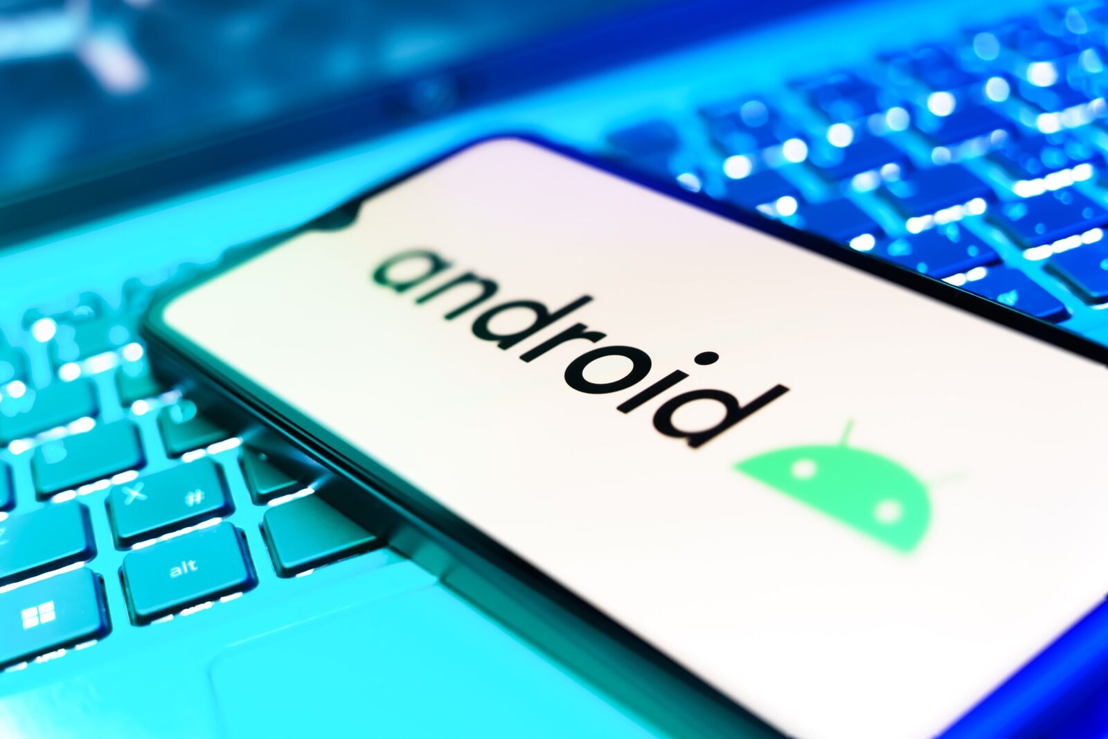 Avertisment: Un nou virus Android, care folosește inteligența artificială, preia controlul complet al telefonului Un nou virus Android, extrem de periculos, este propagat prin aplicații malițioase, avertizează experții în securitate cibernetică