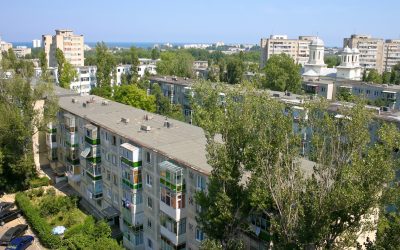 Avertisment: Acțiunile impulsive în spațiile comune pot duce la urmări penale Avocatul Gelu Pușcaș atrage atenția asupra riscurilor juridice asociate unor comportamente tot mai frecvente în cadrul adunărilor generale ale asociațiilor de proprietari