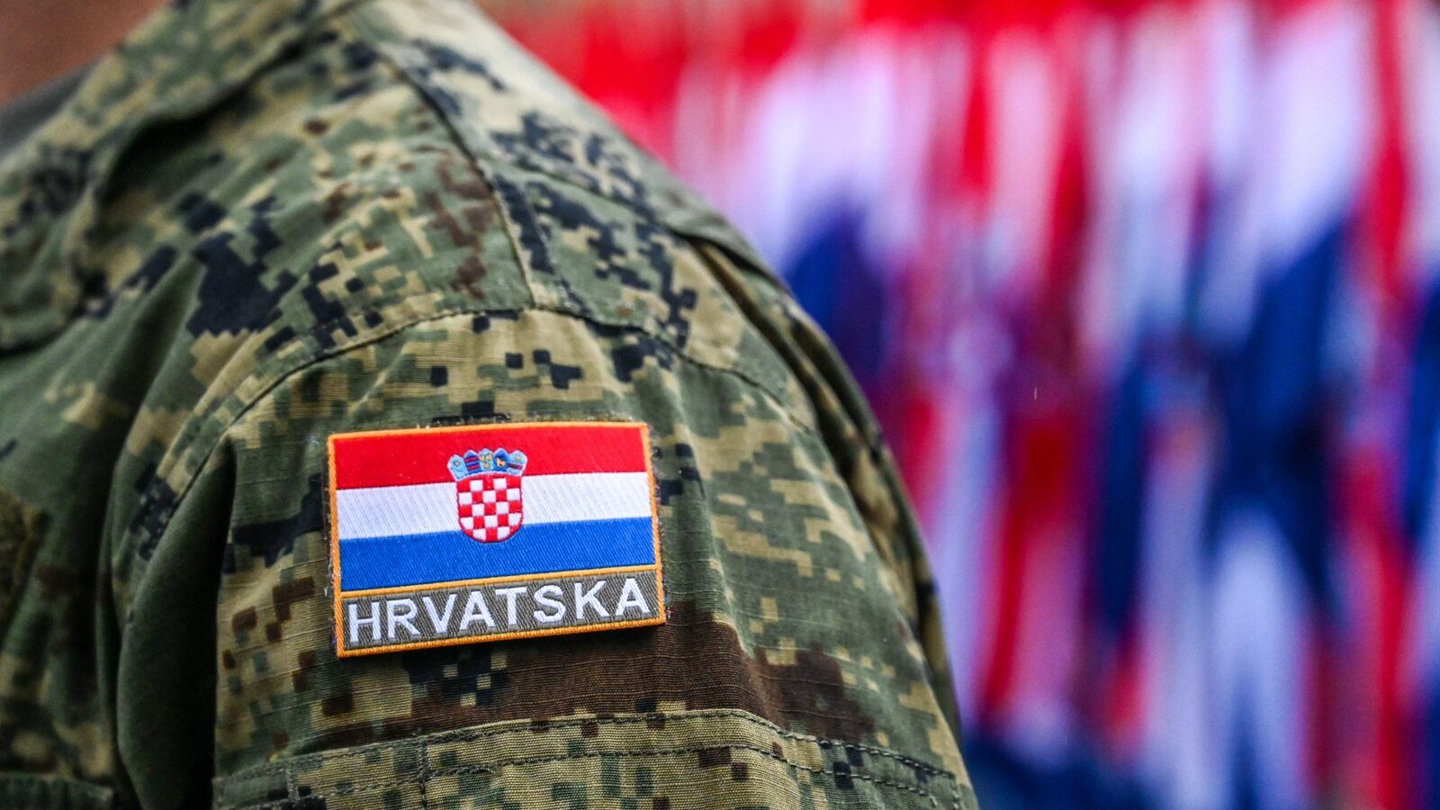 Croația reintroduce armata obligatorie după 17 ani, pe fondul tensiunilor cu Rusia Croația reintroduce serviciul militar obligatoriu, după o pauză de 17 ani