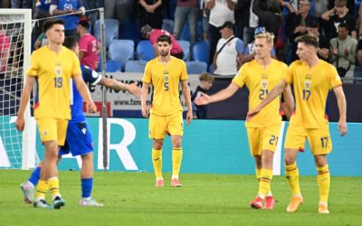 Akdag alege Turcia: Fundașul născut la București refuză oferta României Cu doar câteva zile înainte de confruntarea dintre Turcia și România, o veste neașteptată zguduie lumea fotbalului românesc