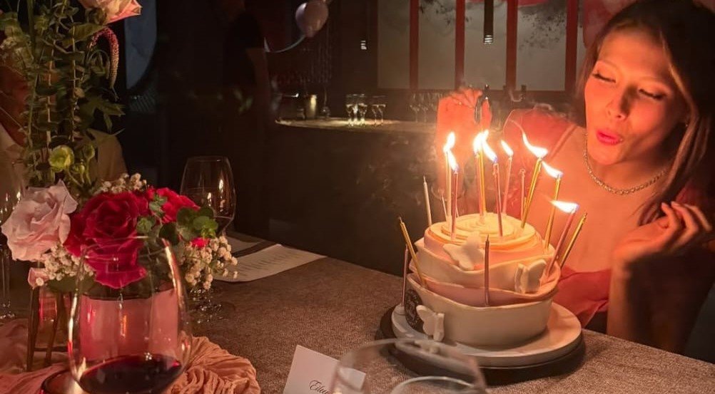 Eileen Gu, campioana olimpică, își dezvăluie profilul pe o aplicație de dating Eileen Gu, medaliata cu aur la Jocurile Olimpice de iarnă din 2026, a atras atenția publicului nu doar prin performanțele sale sportive, ci și printr-o apariție neașteptată