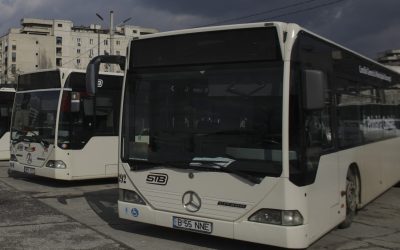 STB reduce programul de lucru pentru mii de angajați Începând de luni, 9 martie, Compania de Transport București (STB) a implementat un program de lucru redus pentru aproximativ 4.500 de angajați