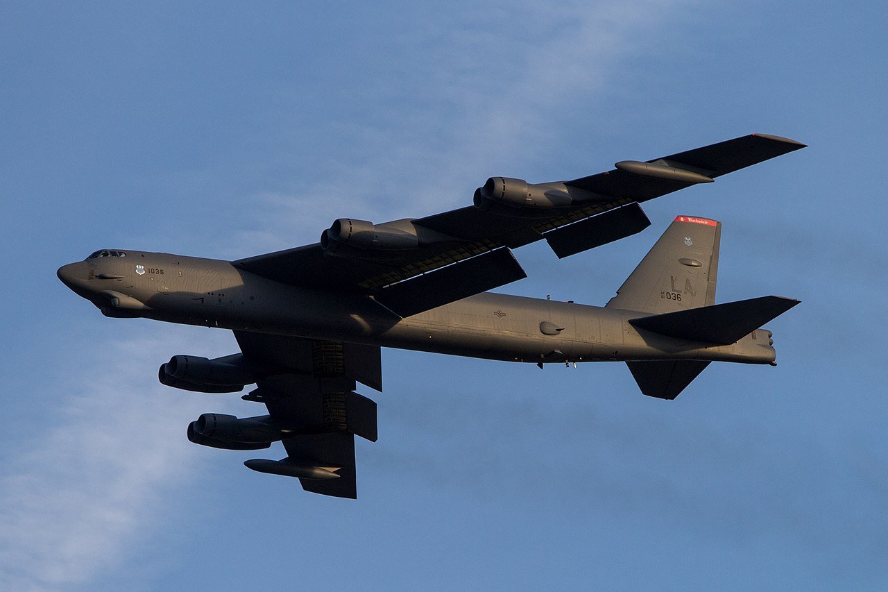 Bombardiere americane, imposibil de aterizat în Italia