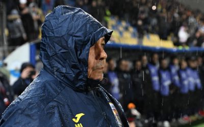 Panduru, planul pentru „dubla” Turcia – România Fostul internațional Basarab Panduru a schițat echipa ideală pe care Mircea Lucescu ar trebui să o trimită pe teren în meciul crucial cu Turcia