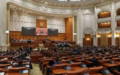 Parlamentul a aprobat prezența unor capabilități militare americane la baza Mihail Kogălniceanu Parlamentul României a votat, cu o majoritate covârșitoare, pentru aprobarea prezenței unor capabilități militare americane la baza Mihail Kogălniceanu