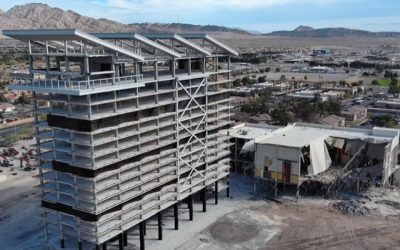 Sfârșitul unei ere: Casino-hotelul Eastside Cannery din Las Vegas, demolat printr-o implozie controlată Las Vegas, SUA – Hotelul-casino Eastside Cannery de pe Boulder Highway va fi redus la ruine printr-o explozie controlată, programată pentru dimineața zilei de joi, 5 martie, la ora 2:00, ora locală