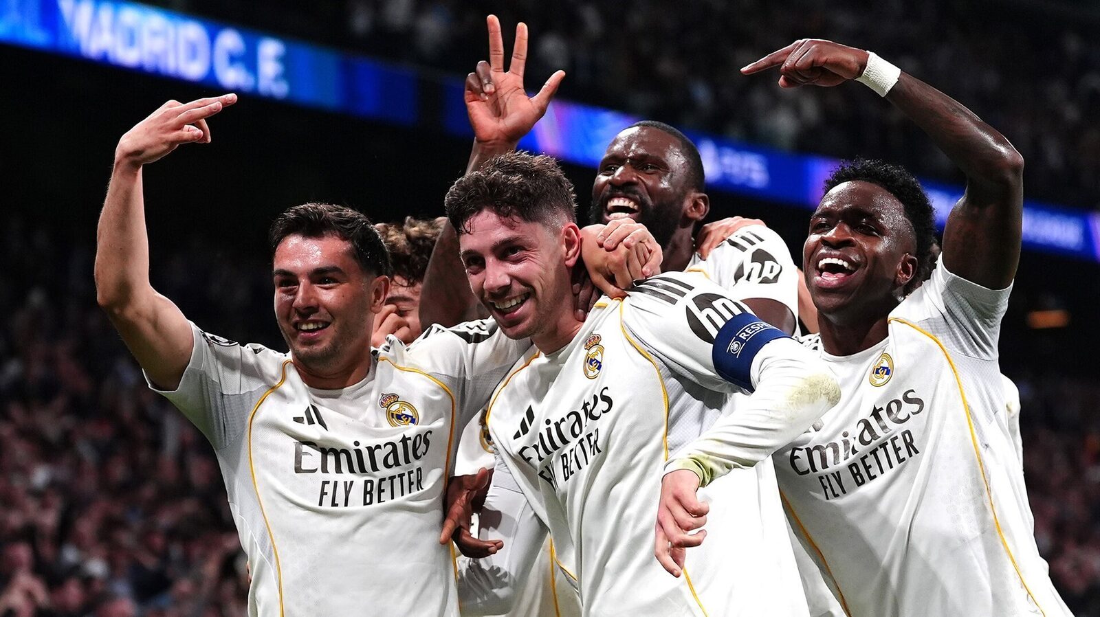 Gafă monumentală la o televiziune din România în timpul transmisiunii Real Madrid – Manchester City Prima manșă a optimilor de finală din Liga Campionilor a prilejuit o gafă memorabilă pentru telespectatorii români